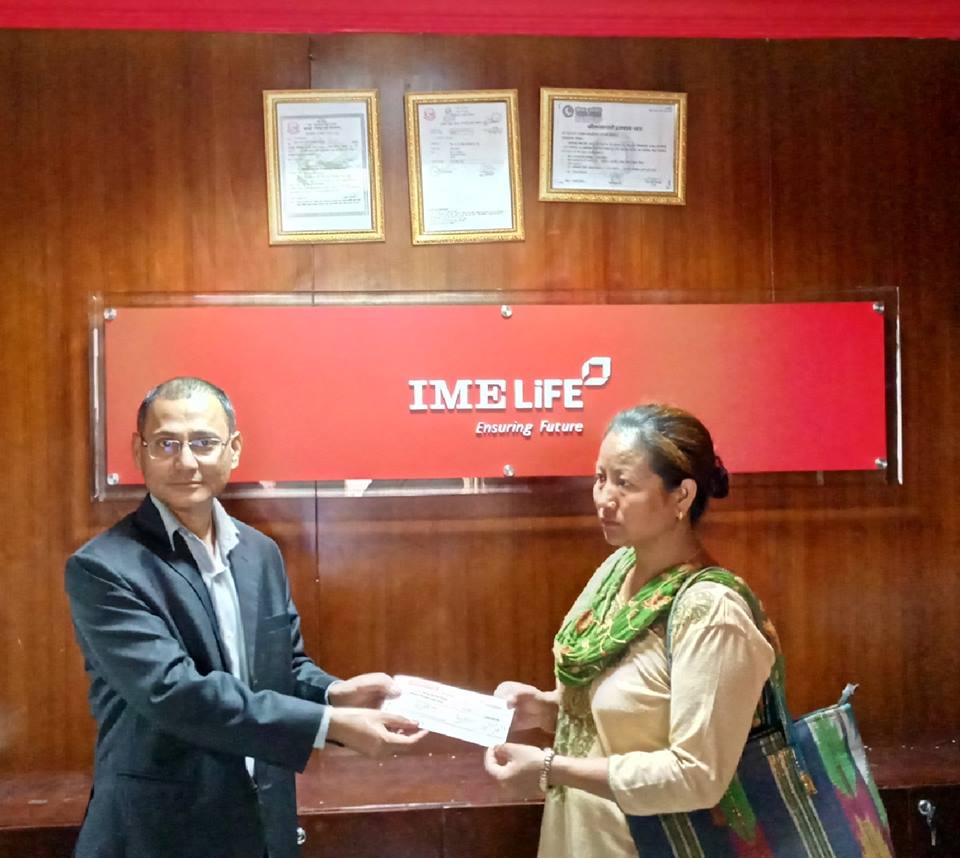 दाबी भुक्तानीमा आईएमई लाइफ इन्स्योरेन्सको चमत्कार, दाबी परेकै दिन गर्यो भुक्तानी