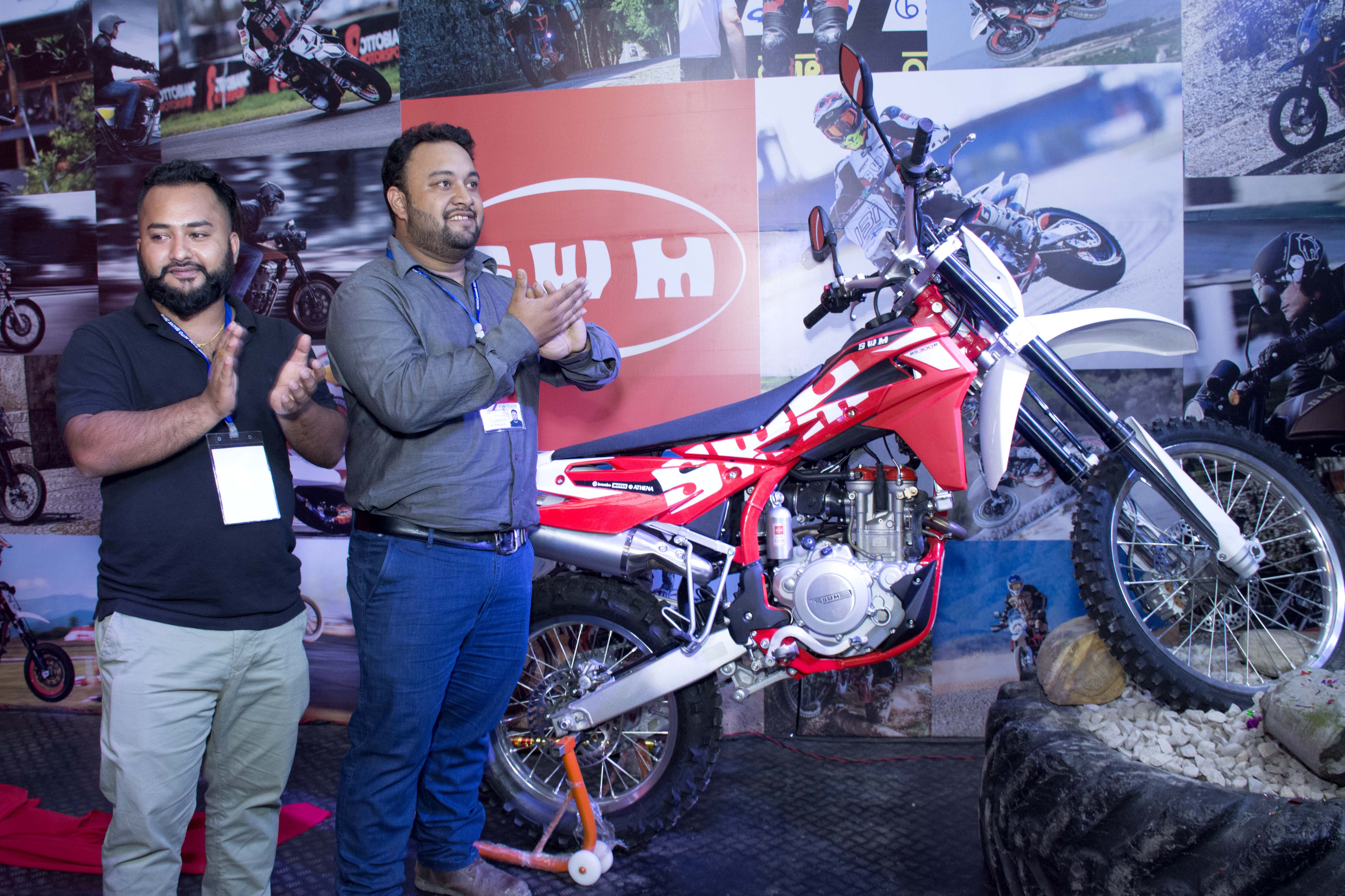 नाडा अटो शोको अवसरमा इटालियन कम्पनी एसडब्लुएम मोटरसाइकल सार्वजनिक