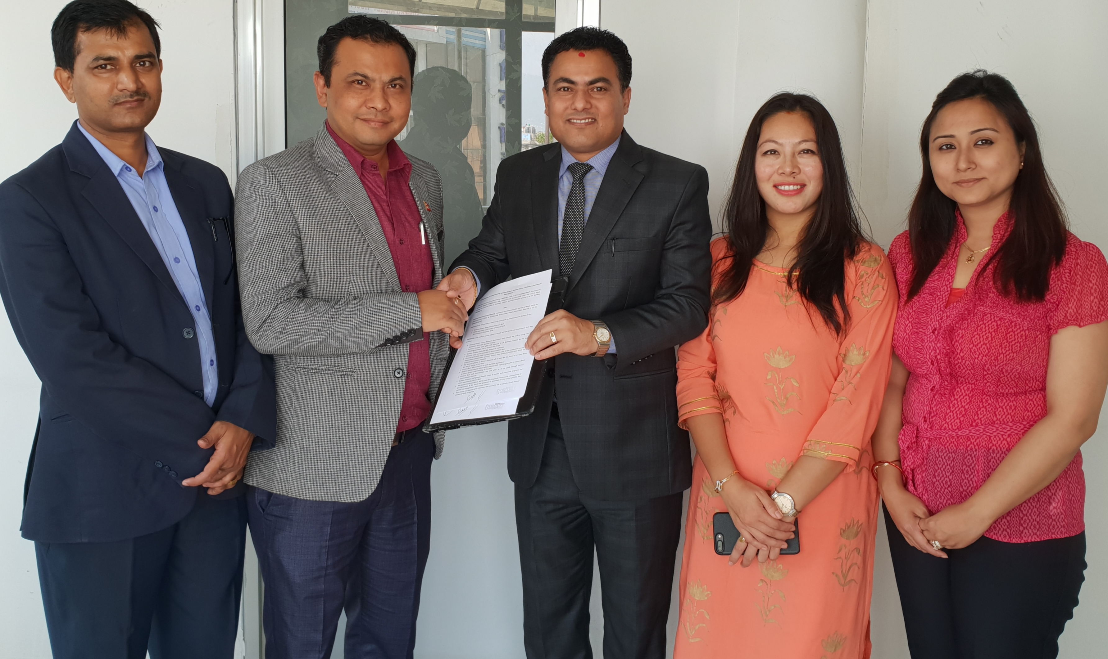 सेञ्चुरी कमर्सियल बैंक र सुमेरु अस्पताल बीच सम्झौता,  ग्राहक र शेयरधनीलाई ओपीडी सेवामा १० प्रतिशत छुट