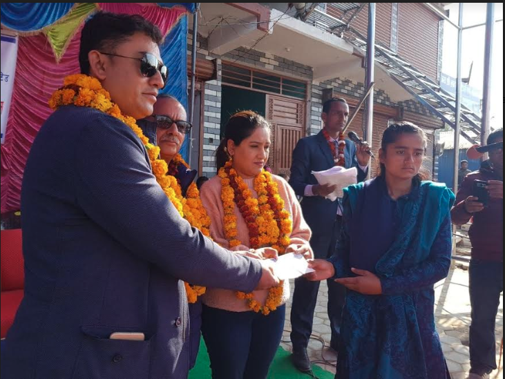 सन नेपाल लाइफ द्धारा दाबी रकम भुक्तानी