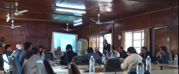 नियमन शुल्क घटाउँन व्यवसायीको माग