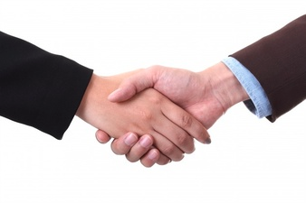 सगरमाथा इन्स्योरेन्स र चिरायू अस्पताल बीच उपचार सेवा सम्बन्धि सम्झौता