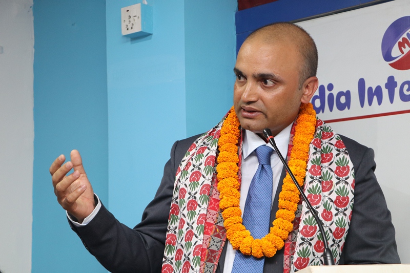 ‘गैरकानुनी रुपमा विदेशीनेले अरबौं रुपैयाँ विदेश पुर्याए’