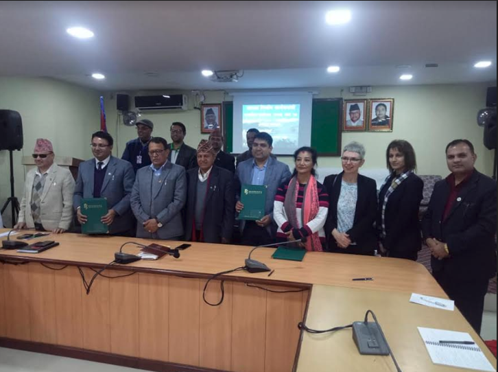 न्यून आय भएका घरपरिवारलाई सुरक्षित घर निमार्णको लागि सहुलियत कर्जा प्रदान गर्दै कामना सेवा बैंक