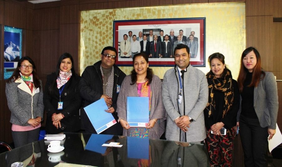 ब्लुक्रस अस्पतालमा मेगा बैंकका ग्राहक लाई विशेष छुट