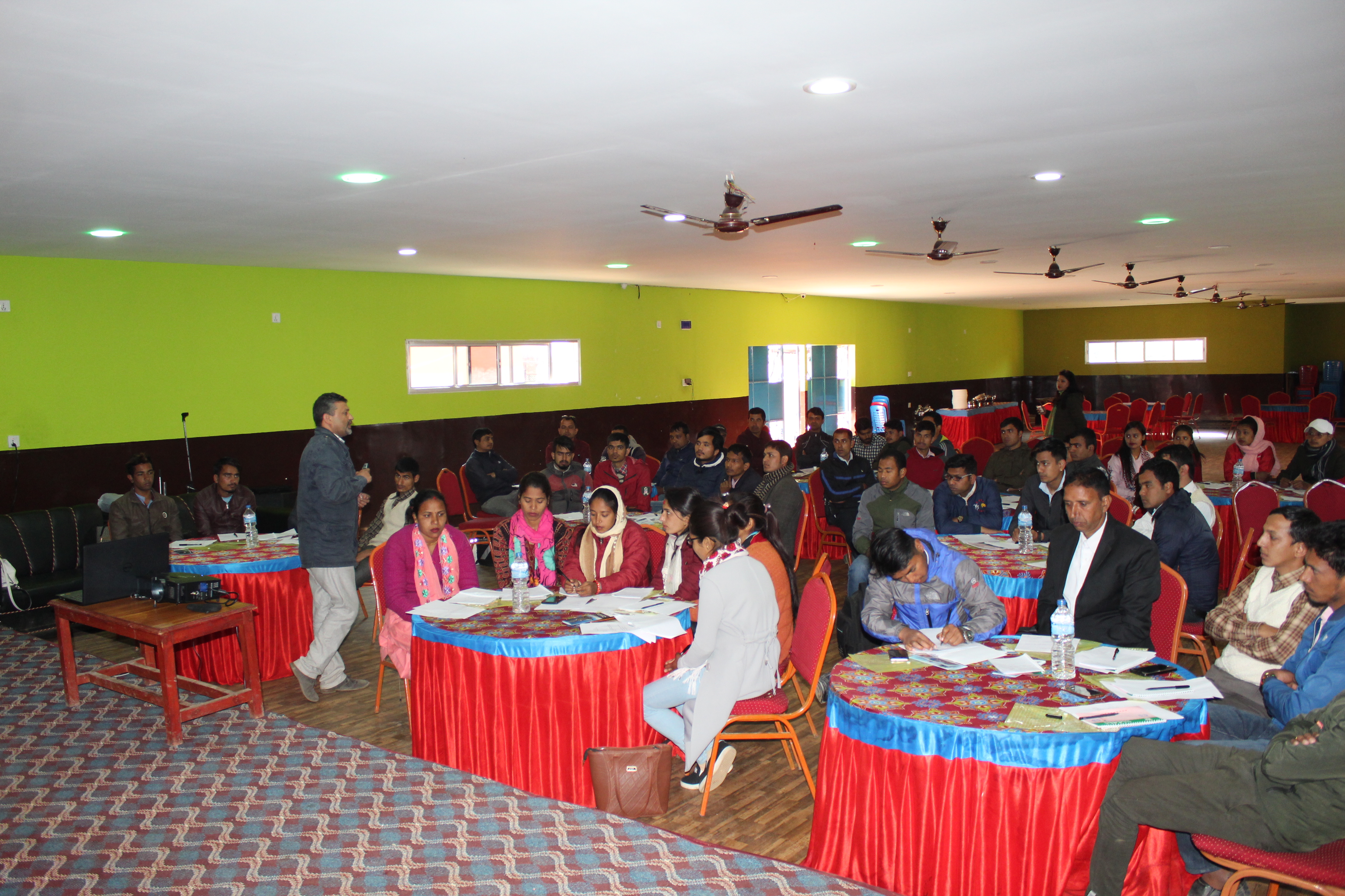 अजोड इन्स्योरेन्सले तम्घास बजारमा दियो बाली तथा पशुपंक्षी सम्बन्धी बीमा अभिकर्ताको आधारभूत तालिम