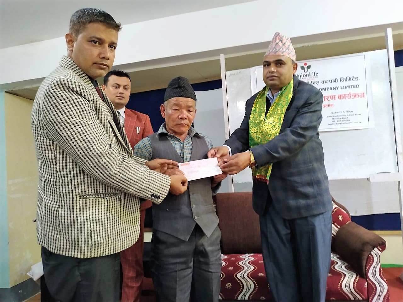 यूनियन लाइफद्वारा मृतकको परिवारलाई १४ लाख बीमा दाबी भूक्तानी