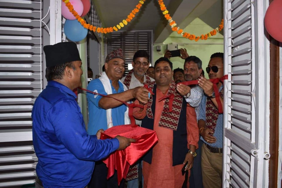 नेपालगन्जमा अजोड इन्स्योरेन्सको शाखा