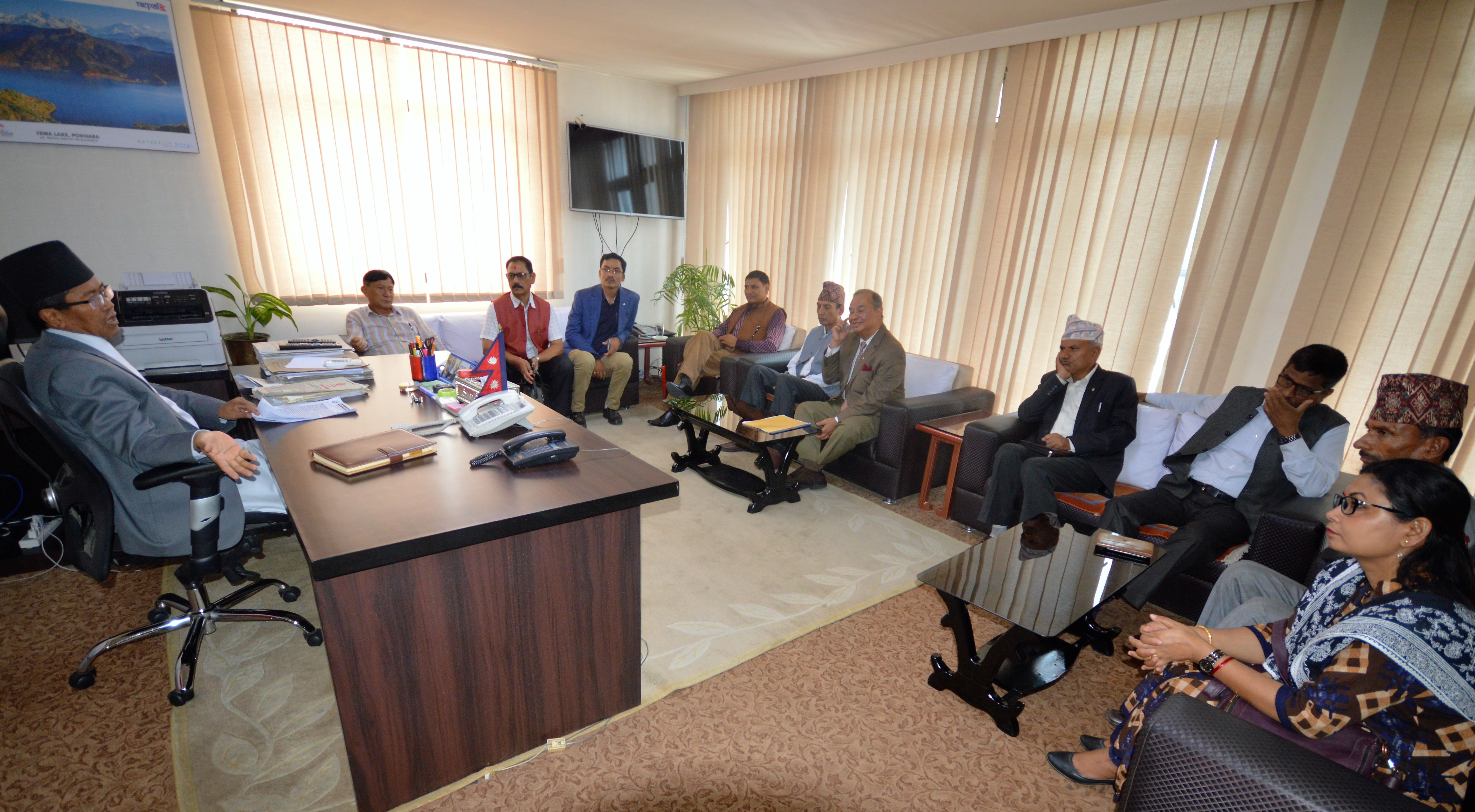 रेडक्रसको कानुनी र व्यवस्थापकीय सुधार छिटो हुनुपर्छ  : गृहमन्त्री थापा