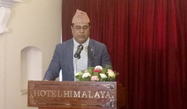 लघुवित्त स्वतस्फूर्त मर्जरमा नगए कडा नीति ल्याउँने गभर्नरको चेतावनी