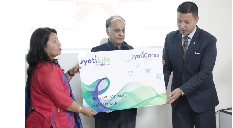 ज्योति लाइफले संचालनमा ल्यायो “ज्योति केयर्स” कार्डवाहकले ३०% सम्म नगद छुट पाउने