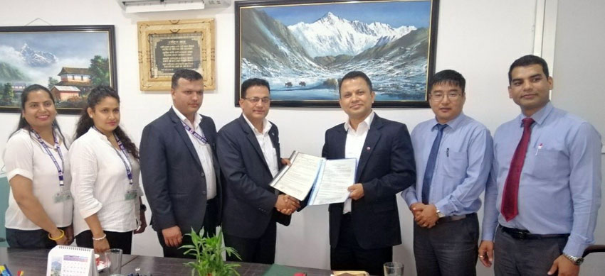 राष्ट्रिय बीमा कम्पनीका बीमा सेवा मुक्तिनाथ विकास बैंकबाट पाईने