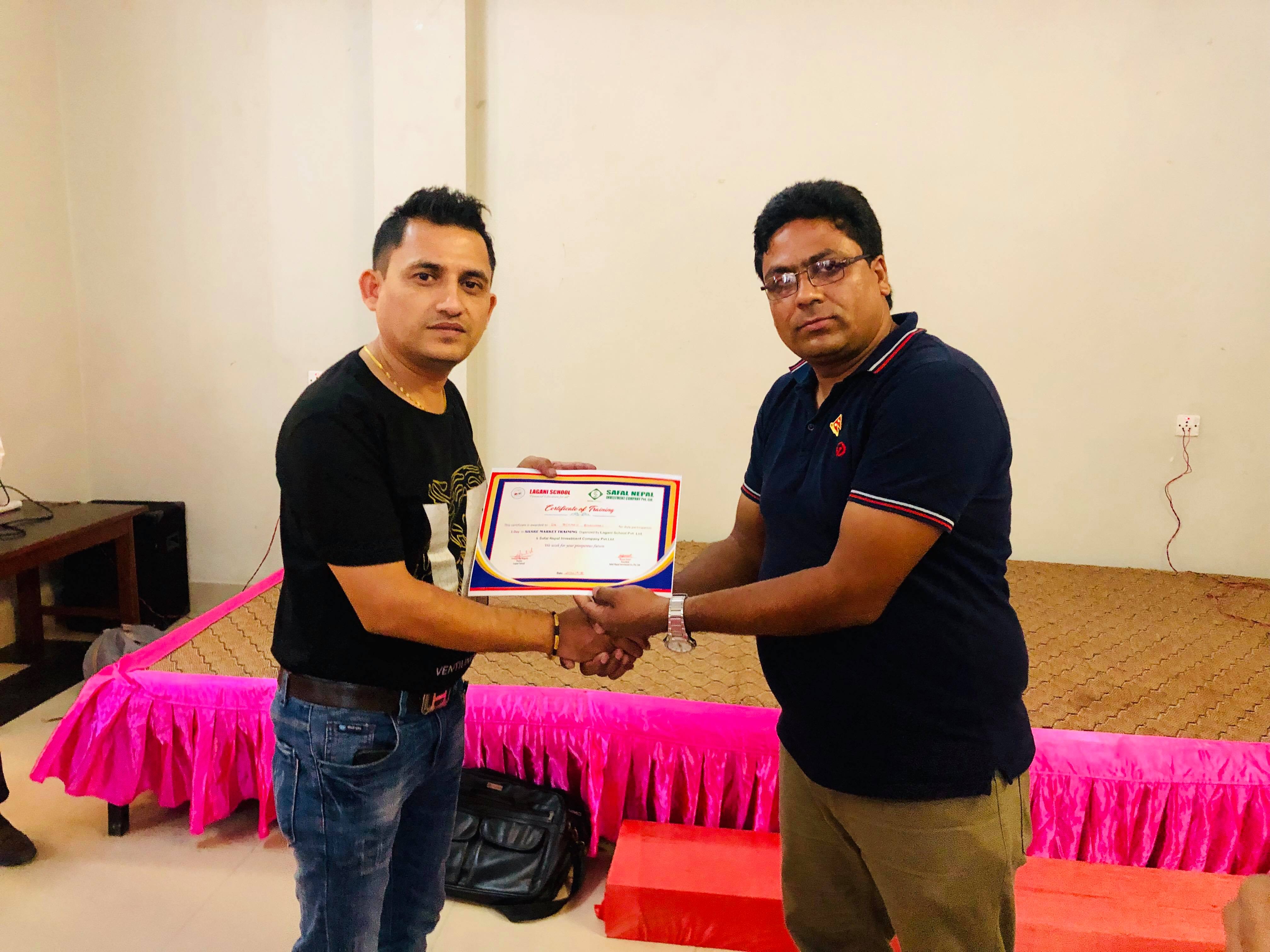 बुटवलमा पनि चिकित्सकहरुको शेयर बजारमा चासो बढ्दो 