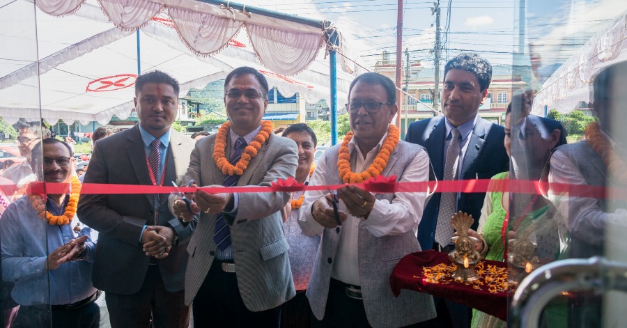 सनराइज बैंकको नयाँ शाखा पोखराको बुढीबजारमा