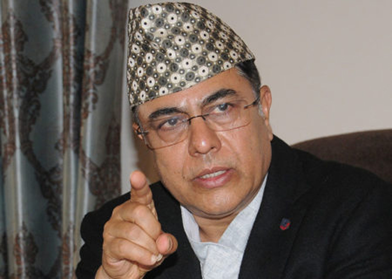 बैंकका सिईओलाई उमेरहद अनिवार्यः गभर्नर नेपाल