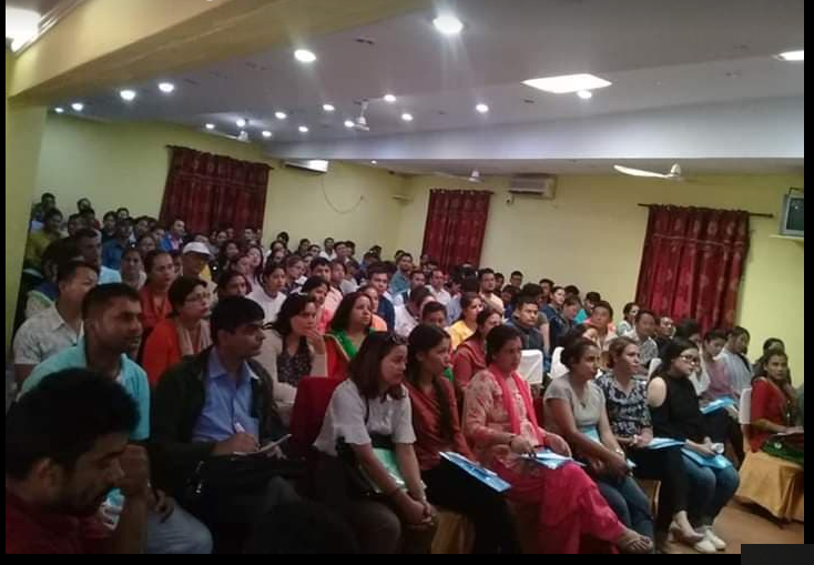 उपत्यकाका तीन ठाउँमा नेपाल लाइफको अभिकर्ता तालिम