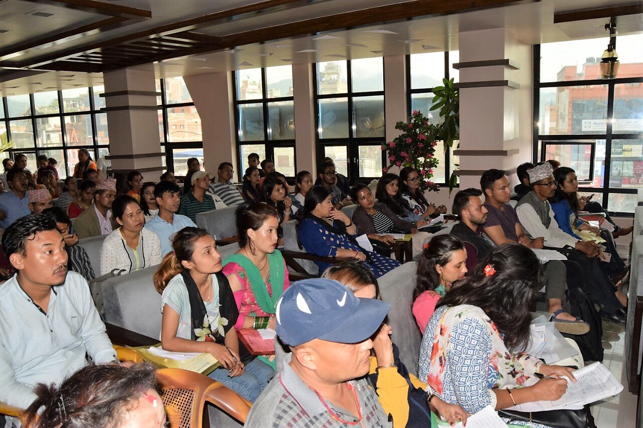 मासिक लाखौँ आम्दानी हुने अभिकर्ता पेशाप्रति आर्कषण बढ्दो