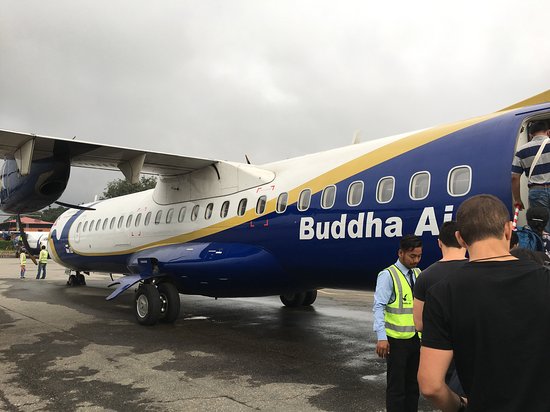 चक्का बिना नै बुद्ध एयरको जहाज धावन मार्गमा अवतरण, उडान सुरक्षामा गम्भीर लापरवाही