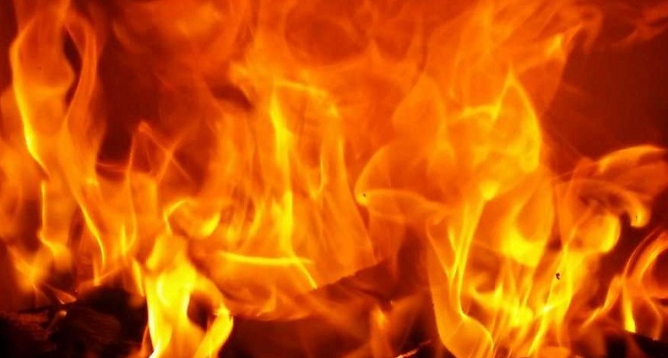 बीमा रकम दाबी गर्न पोखराको व्यापारीद्वारा आफ्नै पसलमा आगजनी, डेढ करोड बीमा दाबी