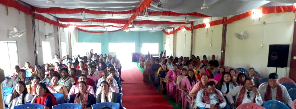 नेशनल लाईफ गुलरिया शाखाद्वारा उत्कृष्ट बीमा अभिकर्ता सम्मानित