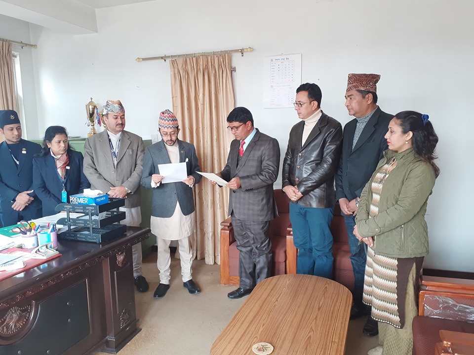 मिर्मिरे लघुवित्तका नवनियुक्त अध्यक्ष बोहराद्धारा सपथ ग्रहण