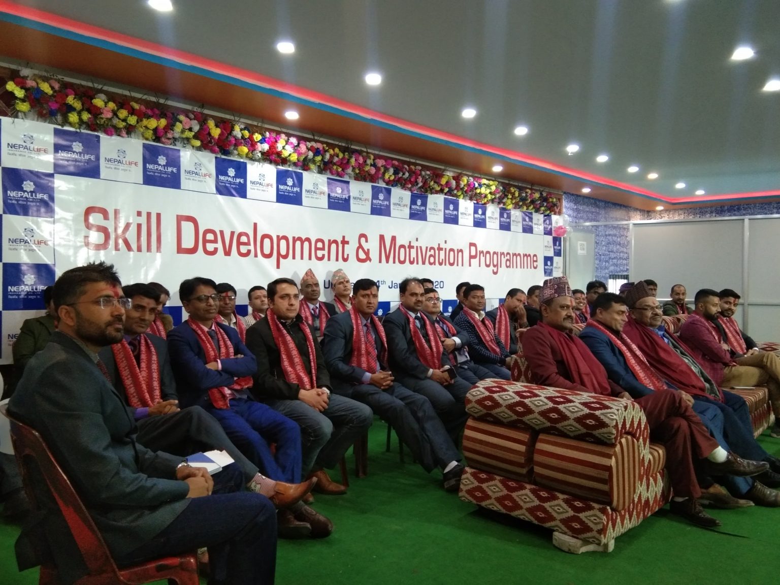 उर्लाबारीमा नेपाल लाइफको अभिकर्ता भेला