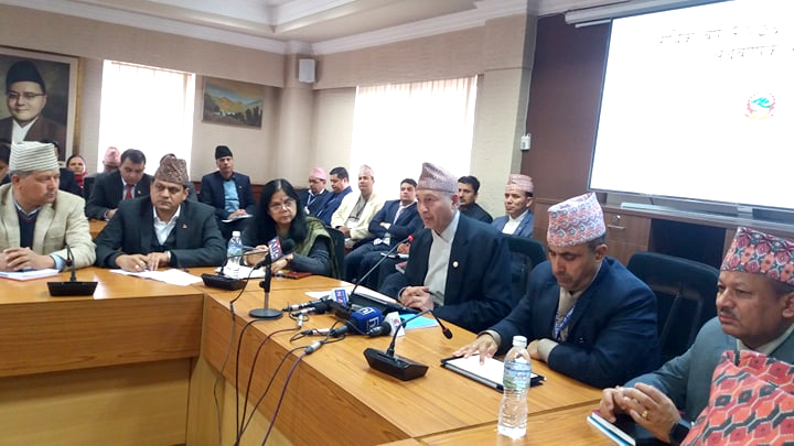 बजेटको अर्धबार्षिक समीक्षामा अर्थमन्त्रीले भने, ७५०० जनालाई सहुलियत कर्जा, नौ लाख करदाता थपिए