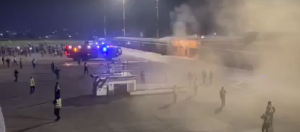 आगो देखिएपछि त्रिभुवन अन्तर्राष्ट्रिय विमानस्थलमा यात्रुहरुको भागभाग