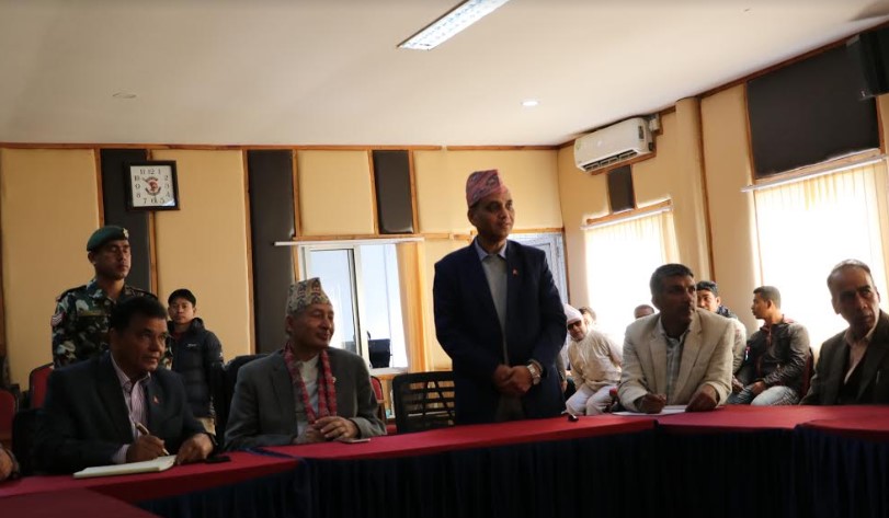 कोरोनाबाट डराएर बीमा गर्दिन भन्न पाइदैन, राज्यले जिम्मेवारी लिन्छः अर्थमन्त्री डा. खतिवडा