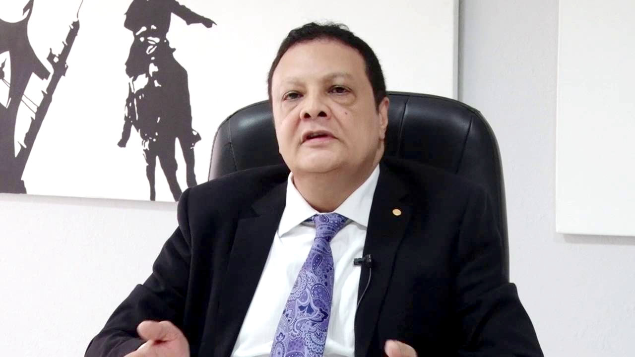 हिमालयन बैंकका सिइओ अशोक राणाको वार्षिक तलब सुविधा २ करोड १५ लाख