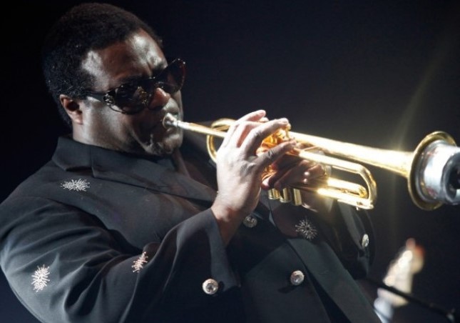 चर्चित अमेरिकी जाज संगीतकार वालेस रुनीको कारोनाबाट मृत्यु