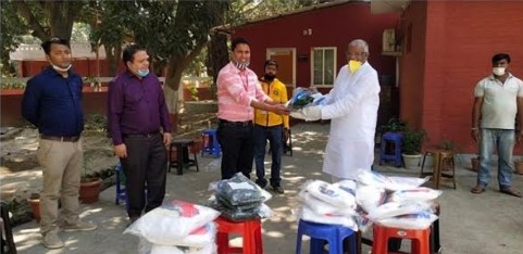 सनराइज बैंकको प्रादेशिक कार्यालय मार्फत पीपीई हस्तान्तरण