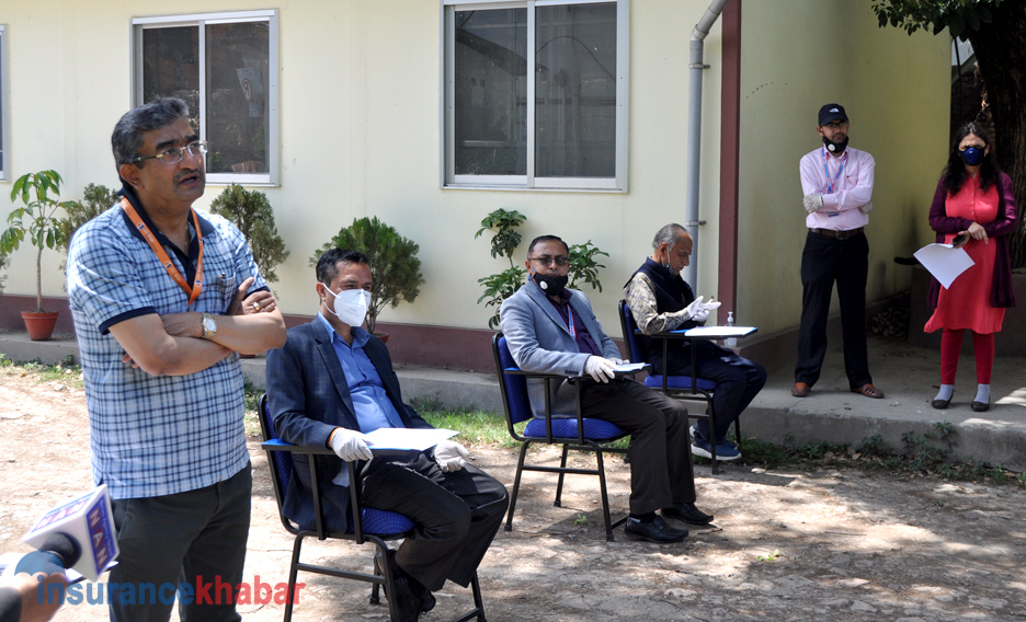 बीमा समिति र नेपाल बीमक संघका पदाधिकारीबीच छलफल जारी, कोरोना बीमाबारे अन्योलता हटाइने