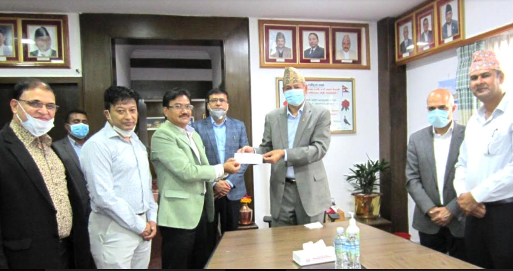 कोरोना रोकथाम तथा उपचार कोषमा नेपाल जग्गा तथा आवास विकास संघको सहयोग