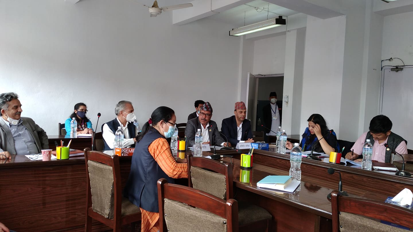 बैंकहरुले पाउने भए ब्रोकर लाईसेन्स, झाँक्री नेतृत्वको उपसमितिले अर्थ समितिमा गर्यो सिफारिस