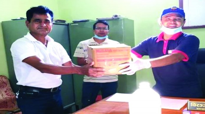 राष्ट्रिय वाणिज्य बैंकद्धारा गुर्भाकोट नगरपालिकालाई स्वास्थ्य साम्रागी वितरण