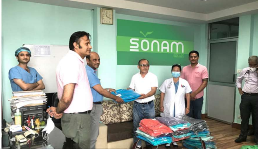 नेपालको रिटेल तथा म्यानुफ्याक्चरिङ ब्रान्ड सोनमद्धारा अस्पताललाई पीपीई सहयोग