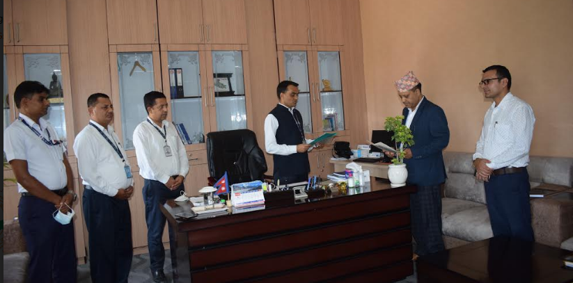 जनउत्थान सामुदायिक लघुवित्तका नवनिर्वाचित अध्यक्षद्वारा शपथ ग्रहण