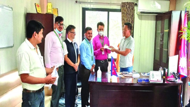 नेपाल बंगलादेश बैंकद्धारा बाढीपहिरो पीडितलाई राहत रकम हस्तान्तरण