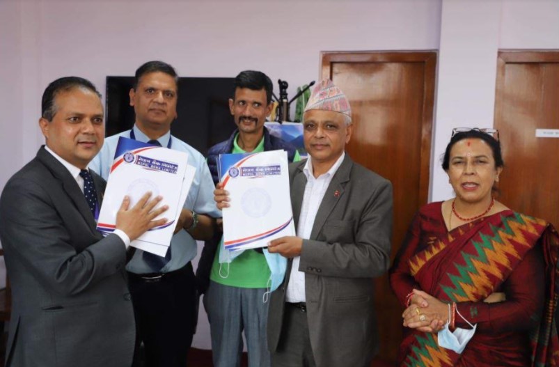 चाँगुनारायणमा जन्मेका छोरीहरुले बार्षिक चार हजार पाउने ‘बचत छोरीको, निक्षेप जीवन भरिको’ कार्यक्रम सुरु