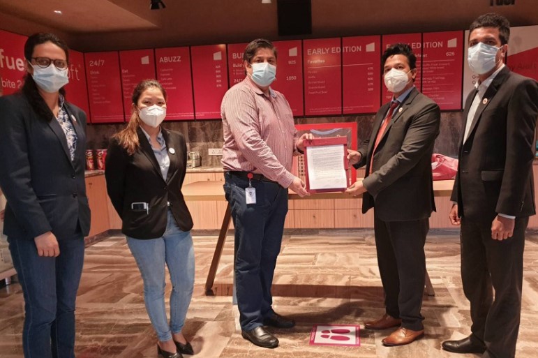 एभरेष्ट बैंक र होटल अलफटबीच छुट सम्बन्धी सम्झौता