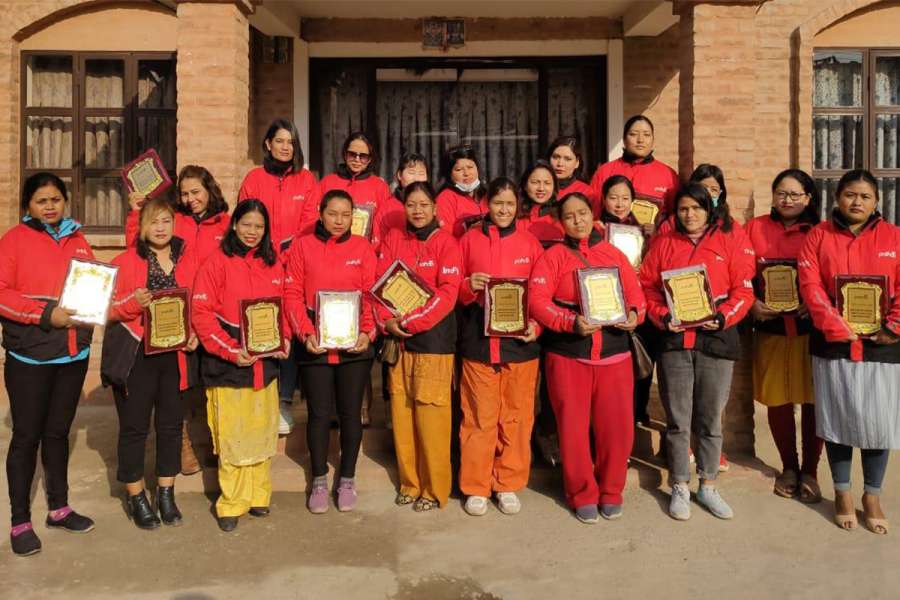 पठाओले सम्मान गर्यो २५ उत्कृष्ट महिला राइडरलाई