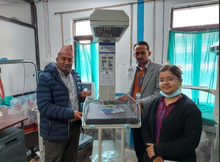 ज्योति विकास बैंकद्धारा बेनी अस्पताल र बुर्तिबाङ प्राथमिक स्वास्थ्य केन्द्रलाई बेबी वार्मर हस्तान्तरण