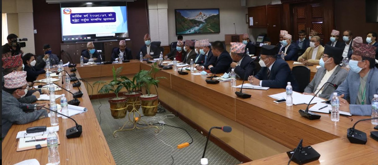 अर्थ मन्त्रालयद्वारा बजेट निर्माणका आधार र मार्गदर्शन प्रस्तुत सिलिङ्गभित्र रहेर बजेट प्रस्ताव गर्न मन्त्रालयहरुलाई आग्रह