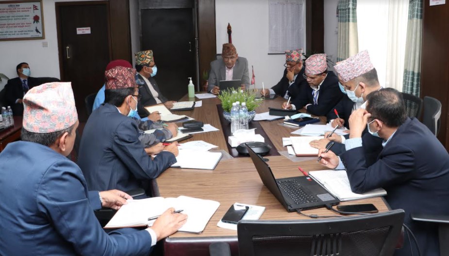 राजस्व चुहावट नियन्त्रणका लागि सबै सामार्थ्य प्रयोग गर्छौं : अर्थमन्त्री पौडेल