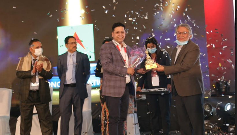 नबिल बैंक ‘एक्सिलेन्स इन इम्प्लोइ एक्सपेरियन्स’ अवार्डबाट सम्मानित