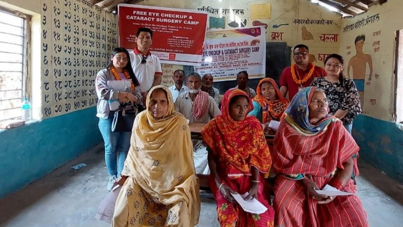 सनराइज बैंकद्धारा निःशुुल्क आँखा शिविर सम्पन्न