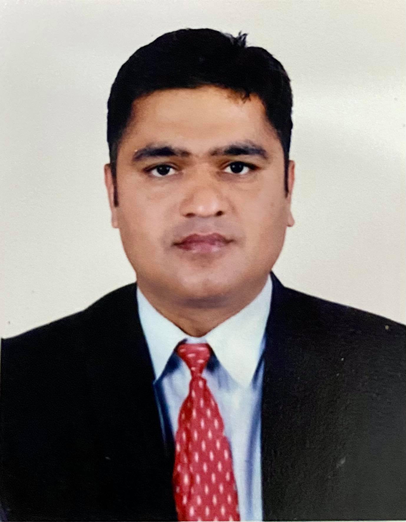 एलआईसी नेपालको कम्पनी सचिवमा गिरी नियुक्त