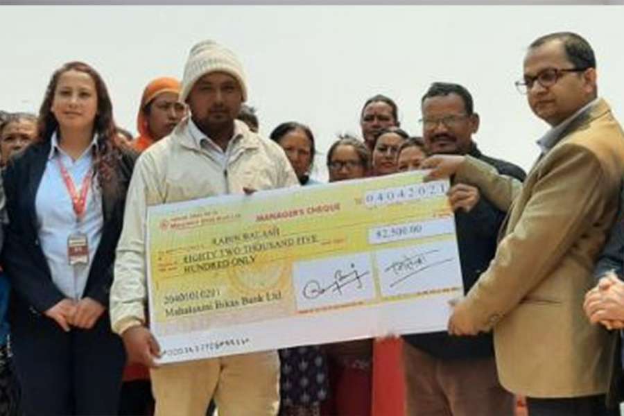 महालक्ष्मी विकास बैंकद्धारा मृत्यु दाबी भुक्तानी