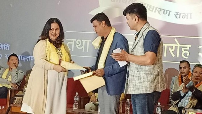 चलचित्र निर्देशकहरुको दुर्घटना बीमा एनएलजी इन्स्योरेन्समा, ७ लाख रुपैयाँसम्मको दुर्घटना बीमा सुविधा